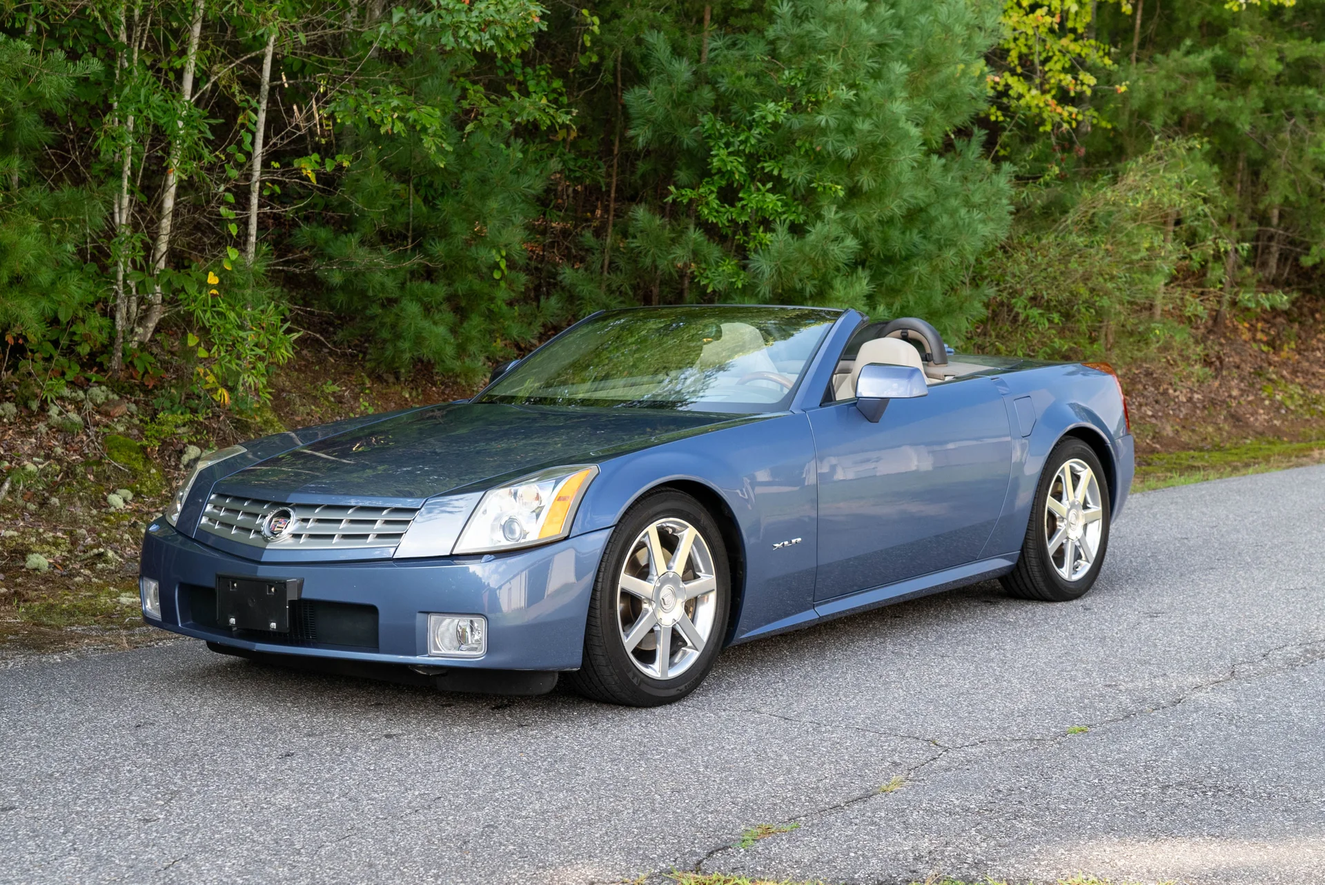2005 Cadillac XLR