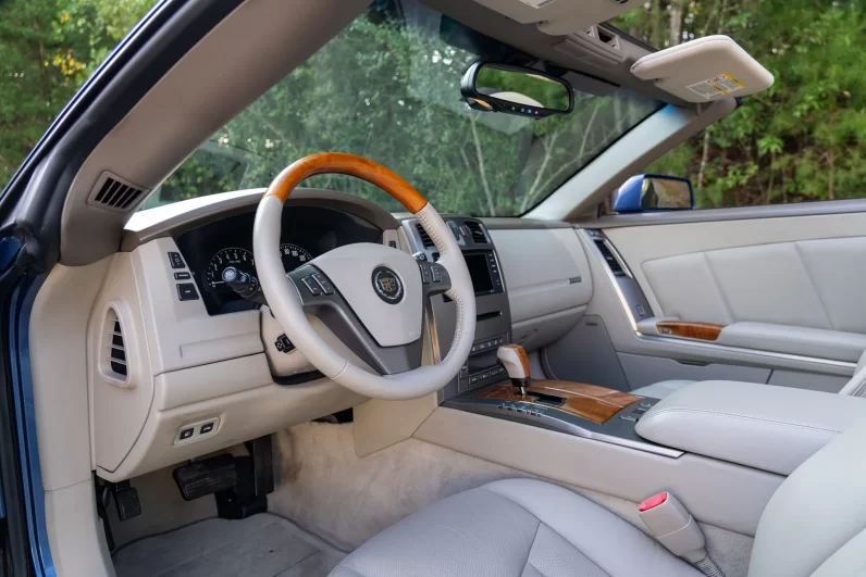 2005 Cadillac XLR